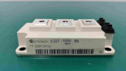 英飞凌FF300R12KS4